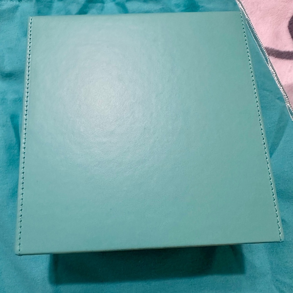 Tiffany & Co. Blue leather Jewelry Box - Picture 9 of 10